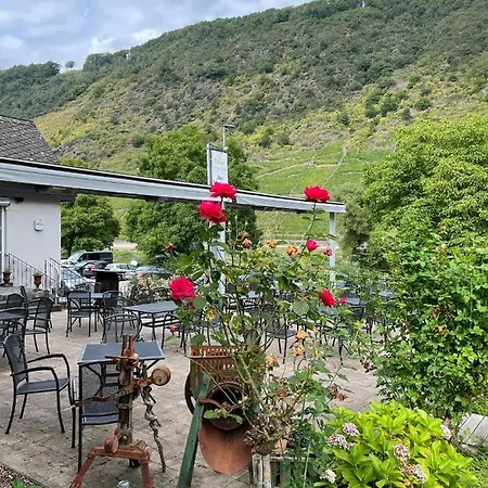 Altes Pfarrhaus 3*