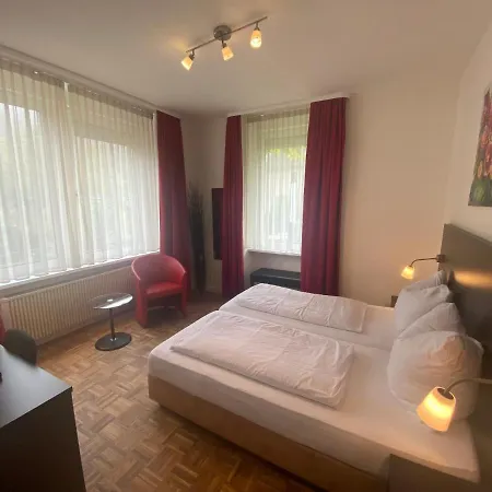 Altes Pfarrhaus Отель 3*