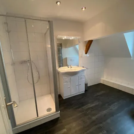 Altes Pfarrhaus 3* Эрнст