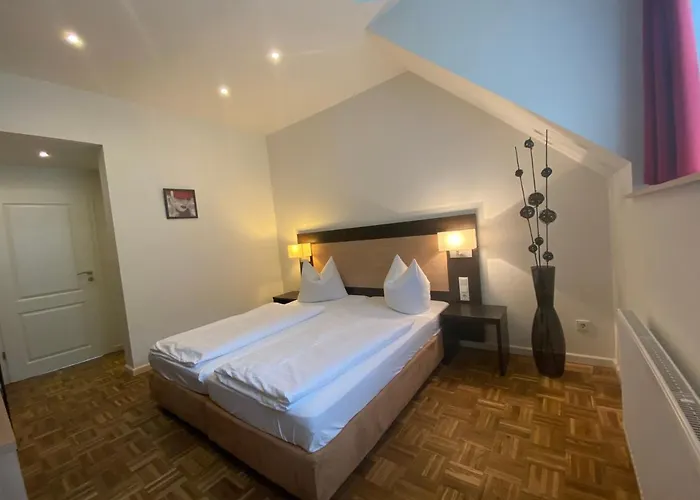 Altes Pfarrhaus 3* Ernst