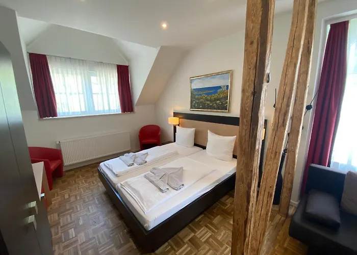 Hotel Altes Pfarrhaus 3*