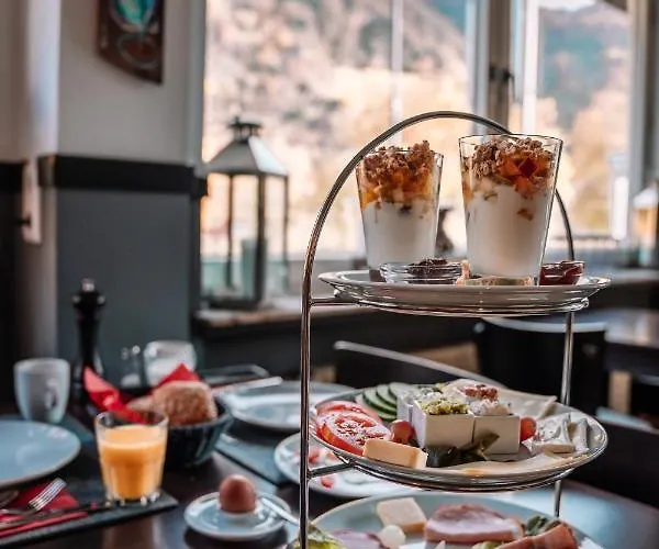 Altes Pfarrhaus Hotel Ernst